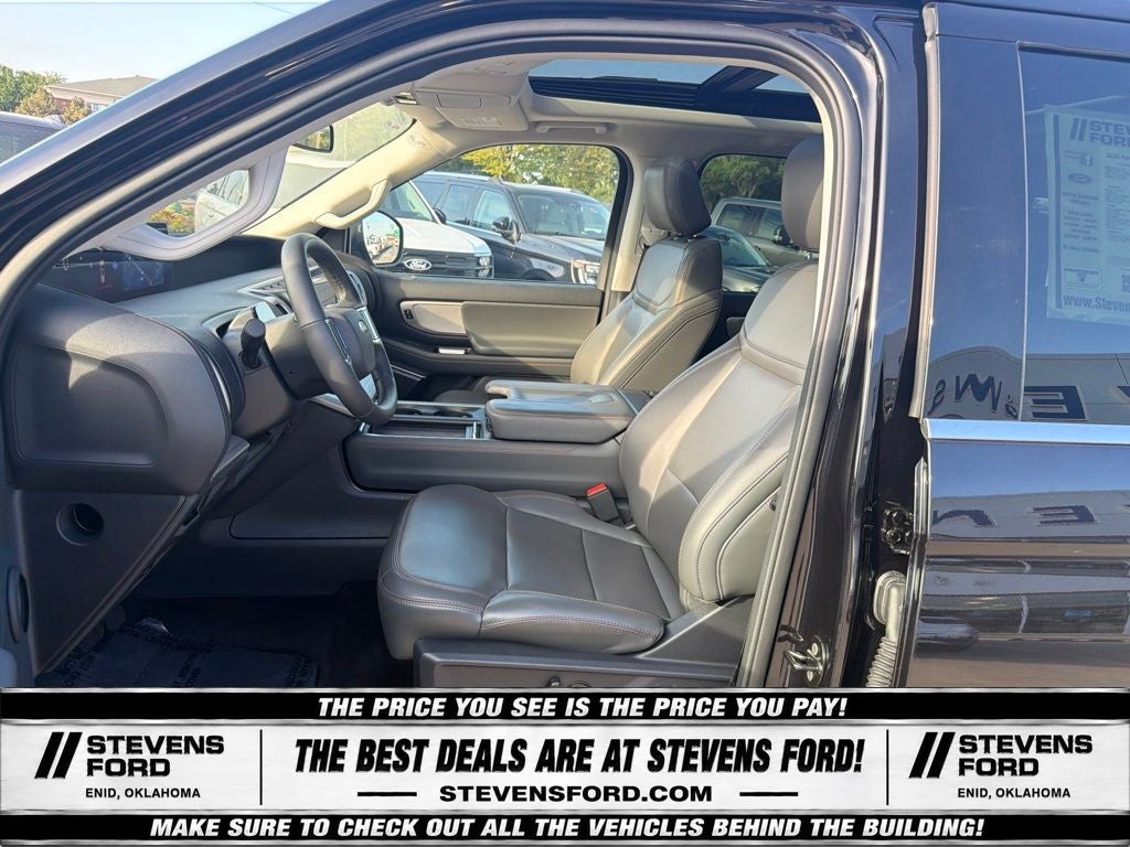 2025 Ford Expedition Active