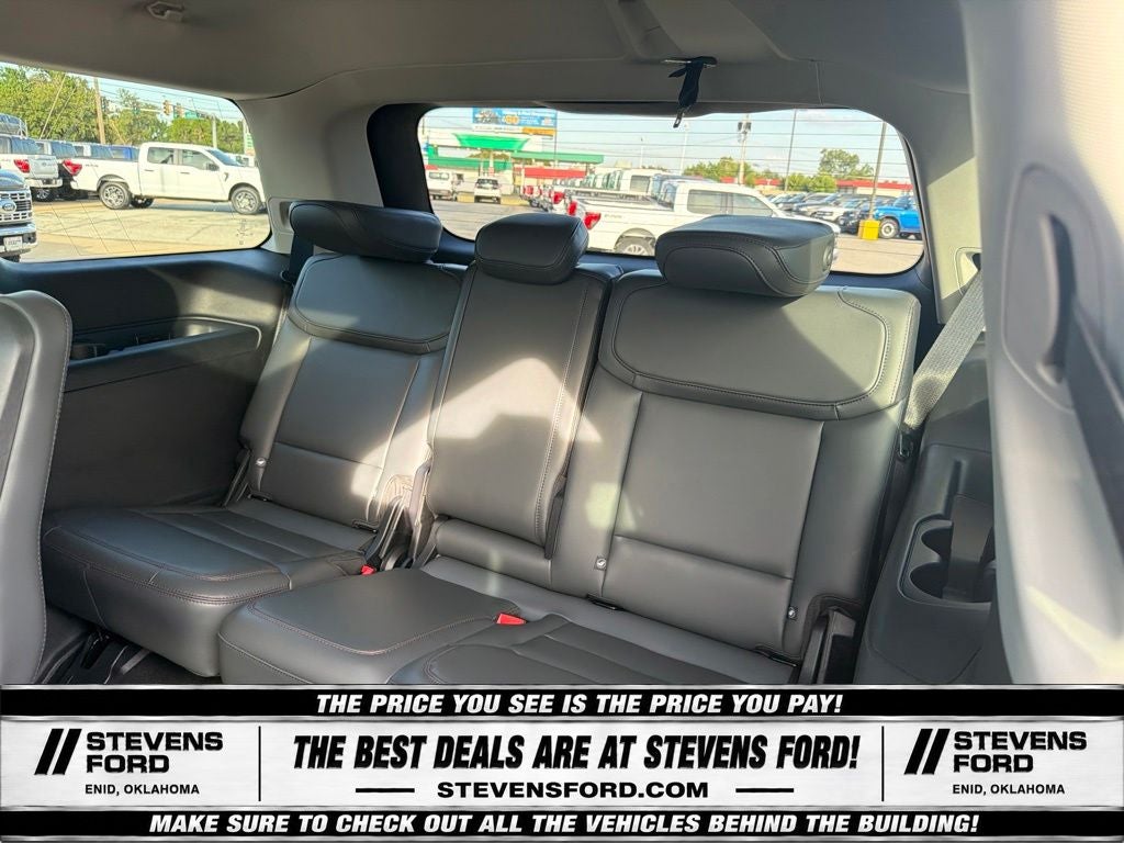 2025 Ford Expedition Active