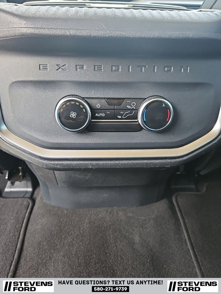 2025 Ford Expedition Active