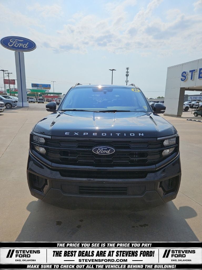 2025 Ford Expedition Active