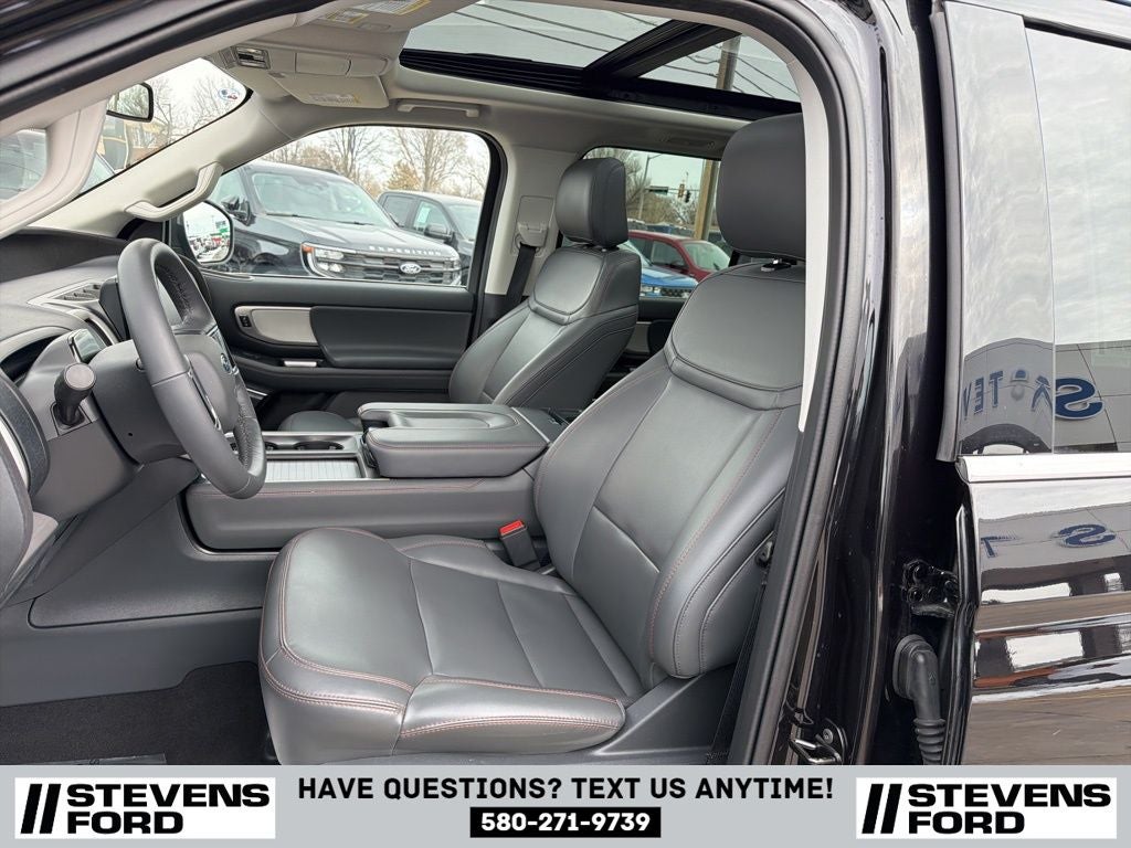 2025 Ford Expedition Active