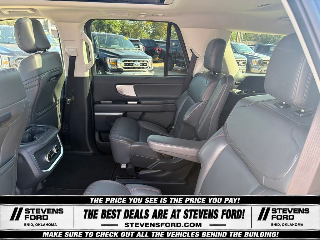 2025 Ford Expedition Active