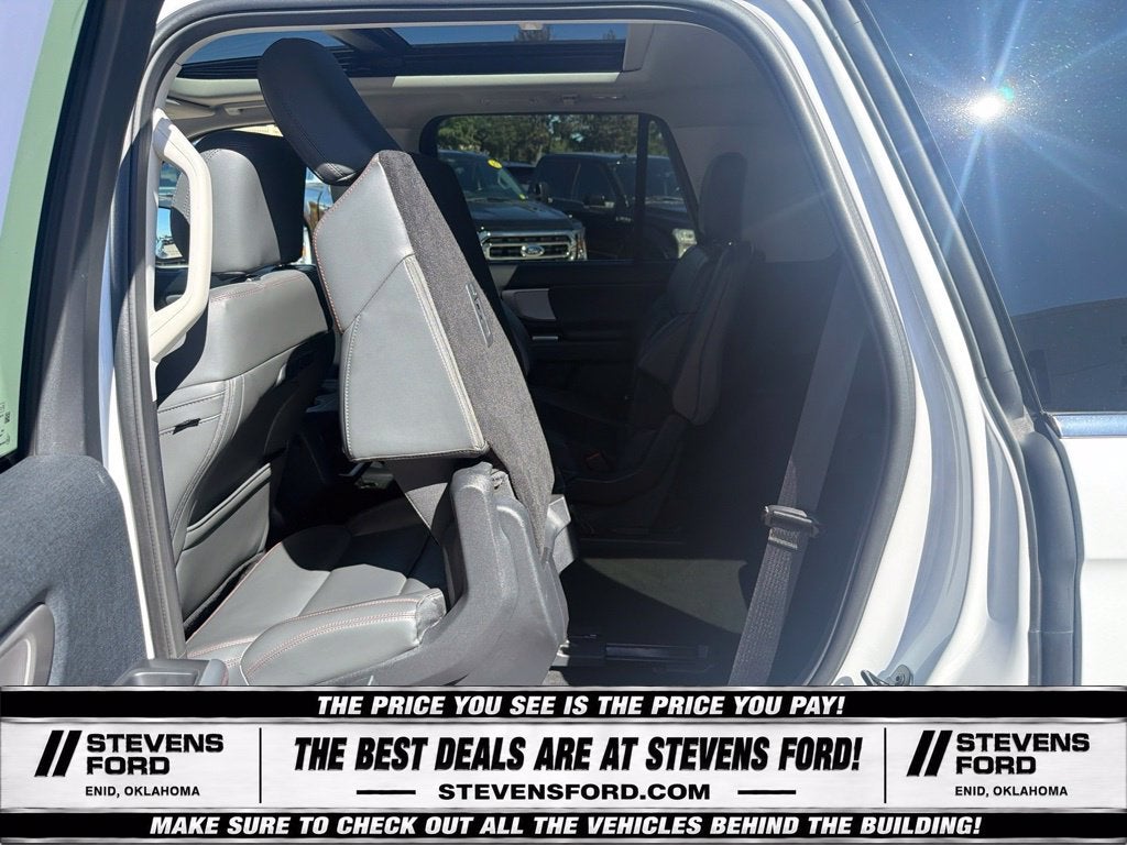 2025 Ford Expedition Active