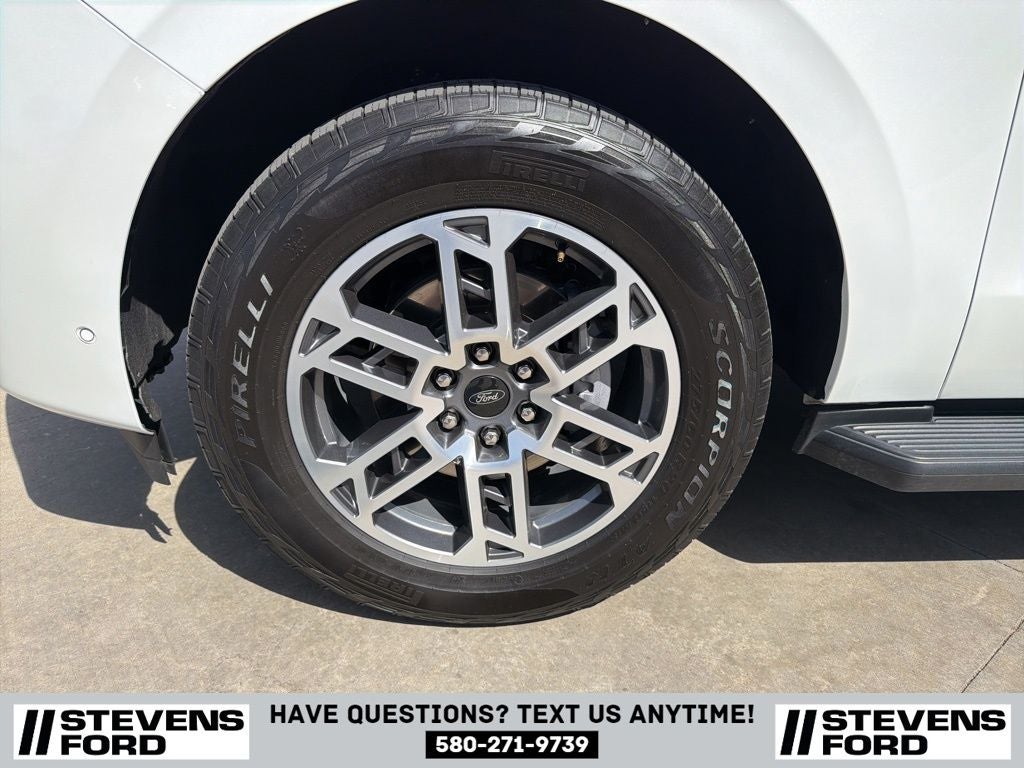 2025 Ford Expedition Active