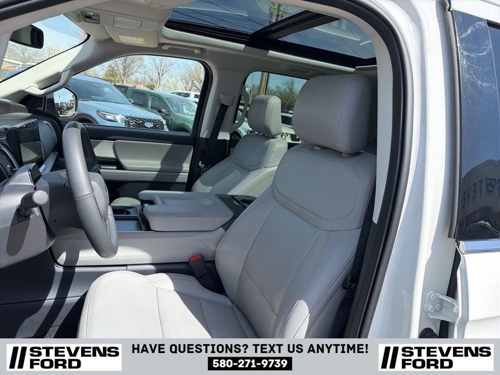 2025 Ford Expedition Active