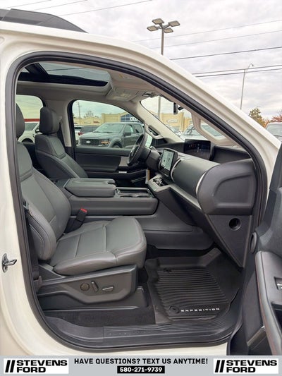 2025 Ford Expedition Active