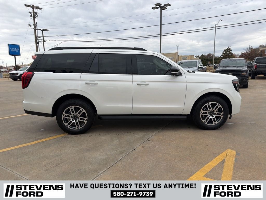 2025 Ford Expedition Active