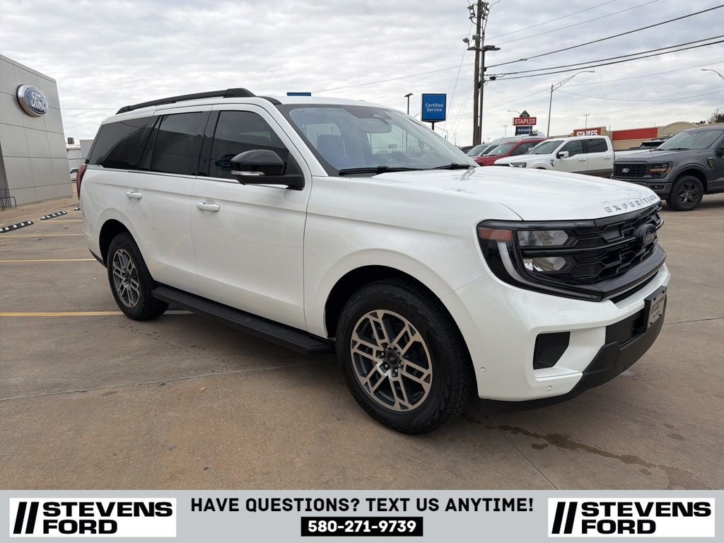 2025 Ford Expedition Active