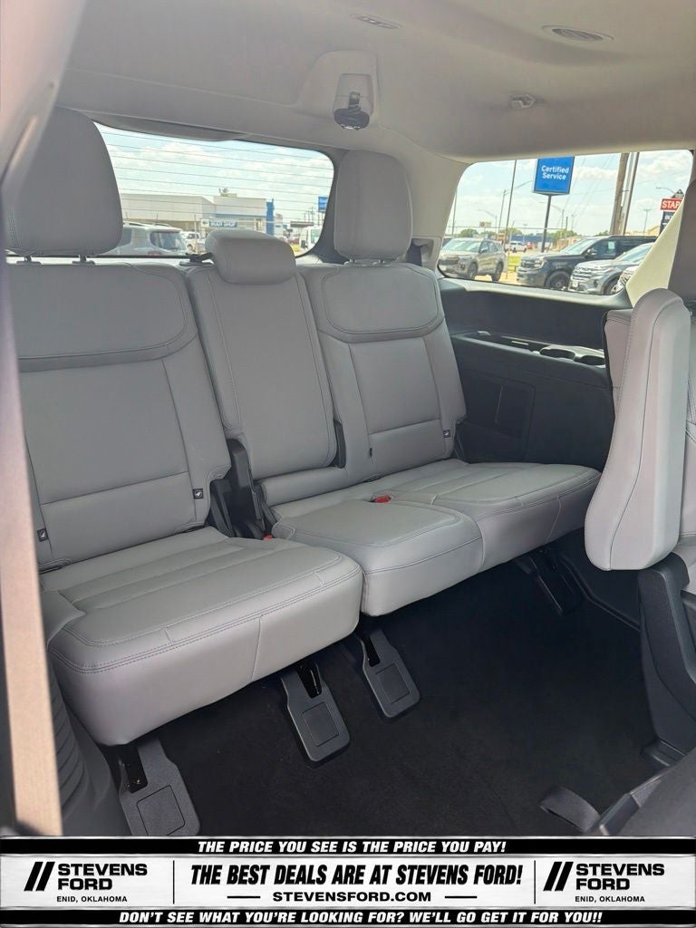 2027 Ford Expedition Active
