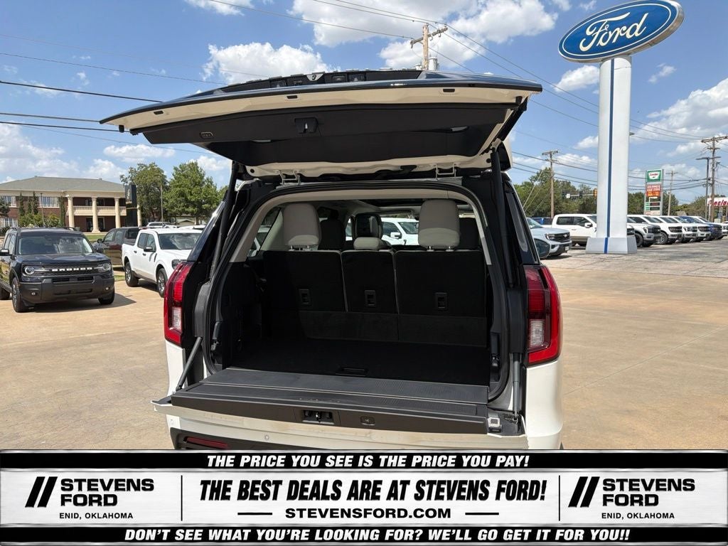 2027 Ford Expedition Active