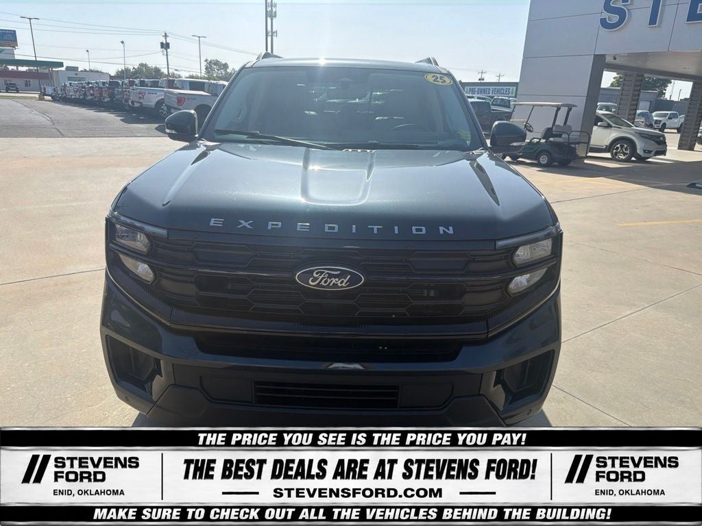 2025 Ford Expedition Active