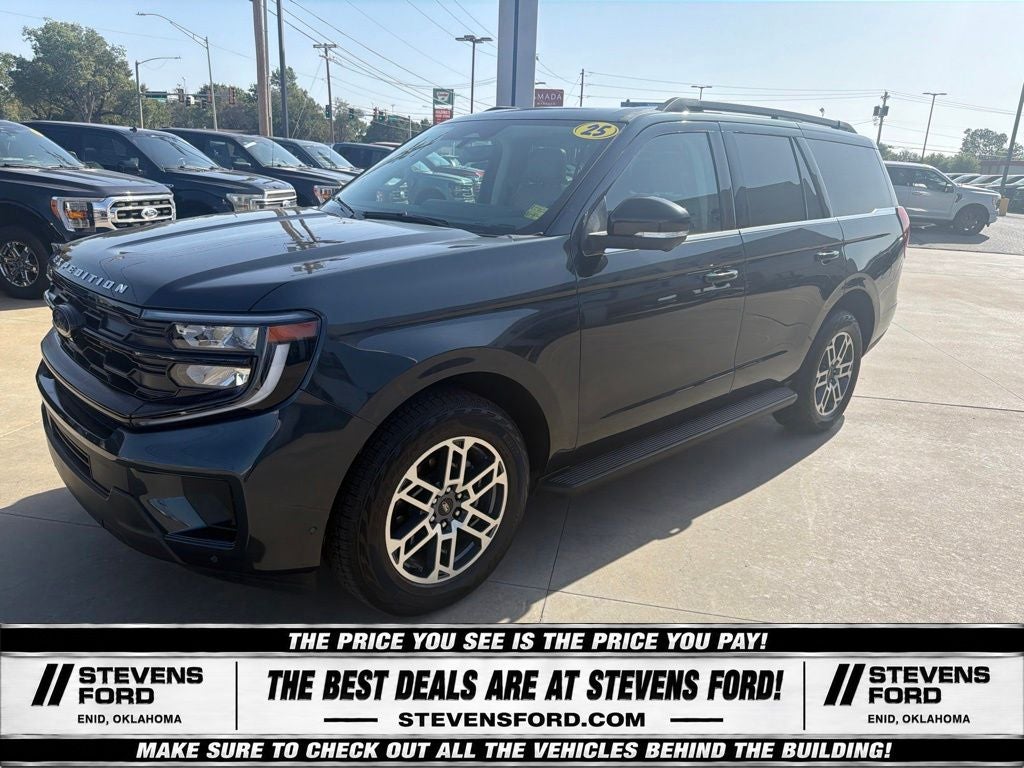 2025 Ford Expedition Active