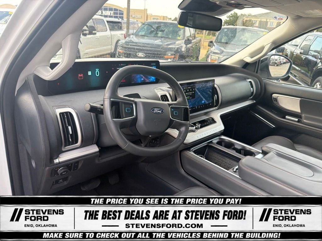 2025 Ford Expedition Active