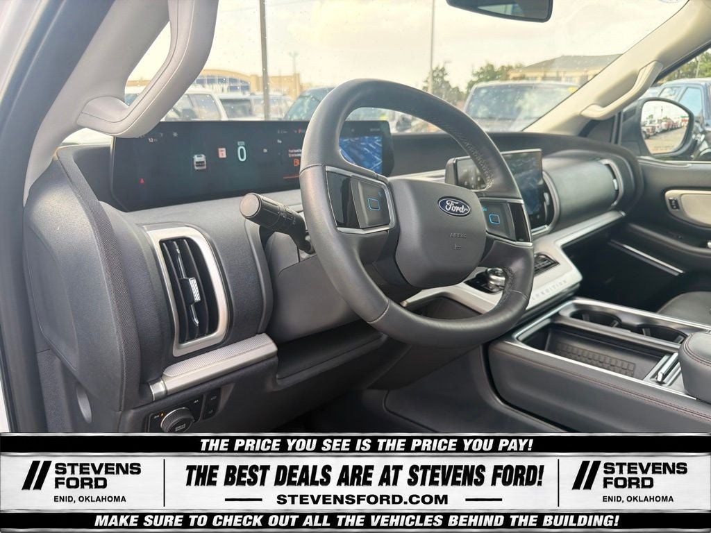 2025 Ford Expedition Active