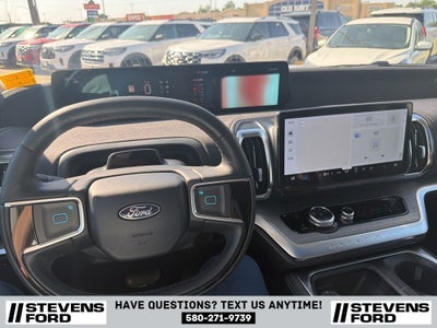 2025 Ford Expedition Platinum