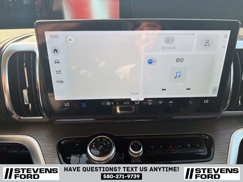 2025 Ford Expedition Platinum