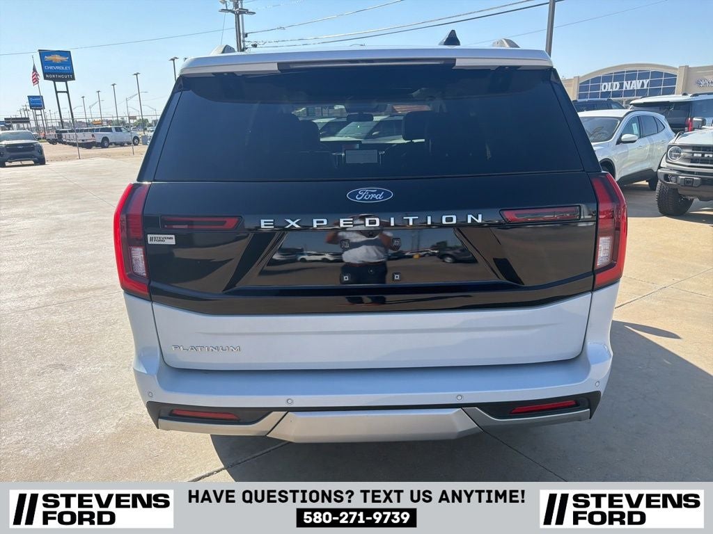 2025 Ford Expedition Platinum