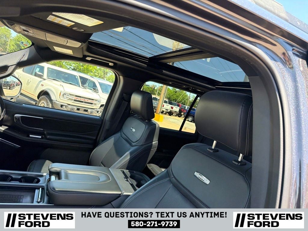 2025 Ford Expedition Platinum