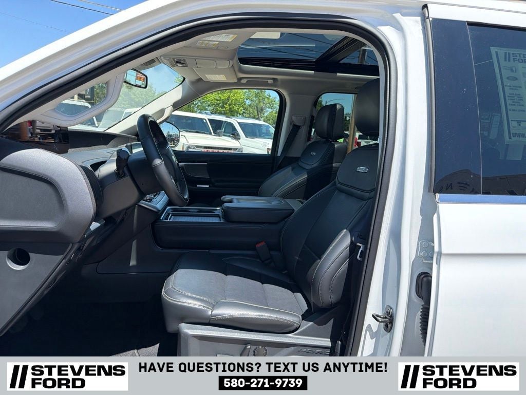 2025 Ford Expedition Platinum