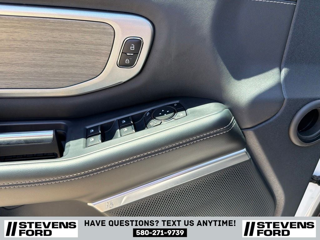 2025 Ford Expedition Platinum