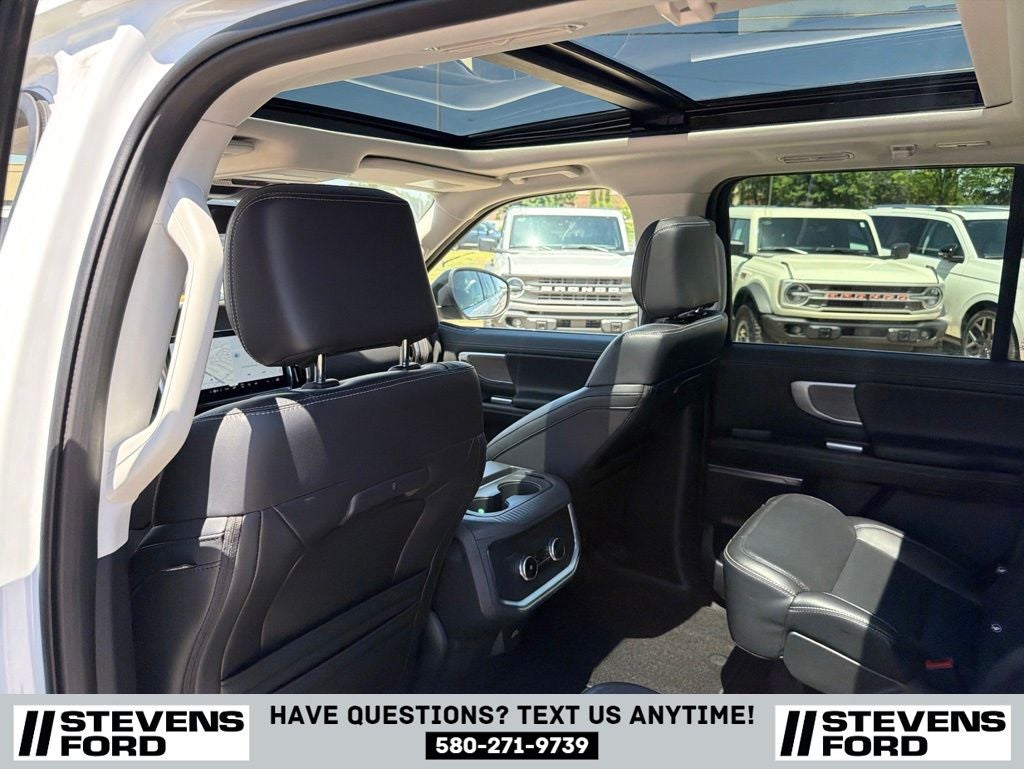 2025 Ford Expedition Platinum
