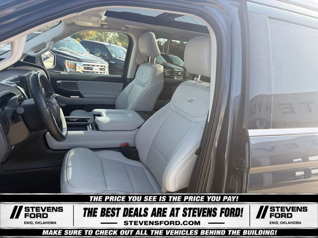 2025 Ford Expedition Platinum