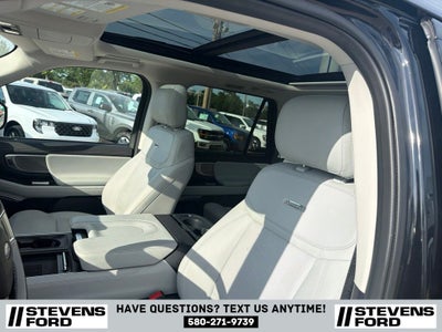 2025 Ford Expedition Platinum