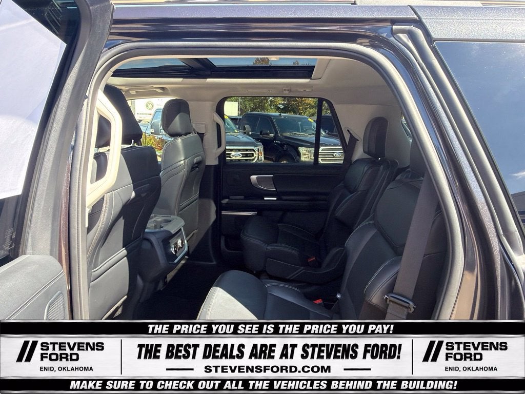 2025 Ford Expedition Platinum