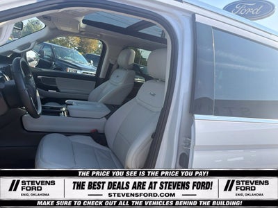 2025 Ford Expedition Platinum