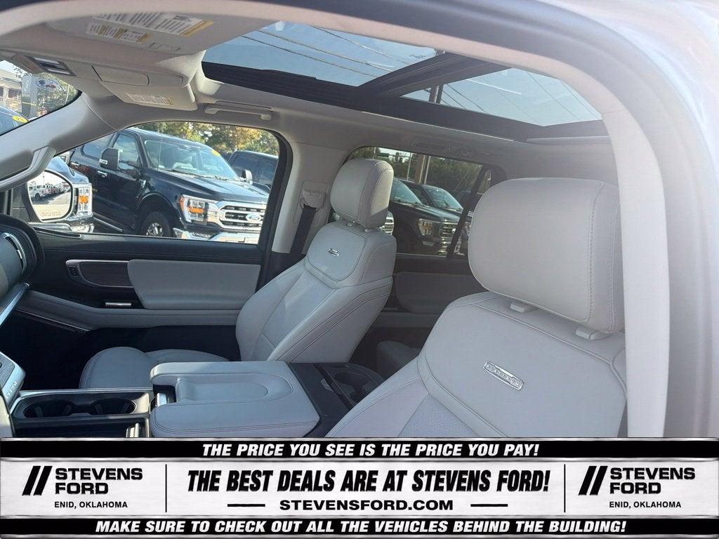 2025 Ford Expedition Platinum