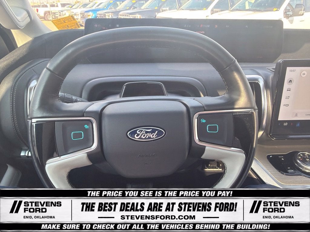 2025 Ford Expedition Platinum
