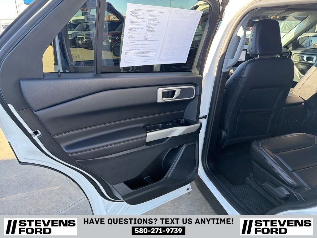 2023 Ford Explorer XLT