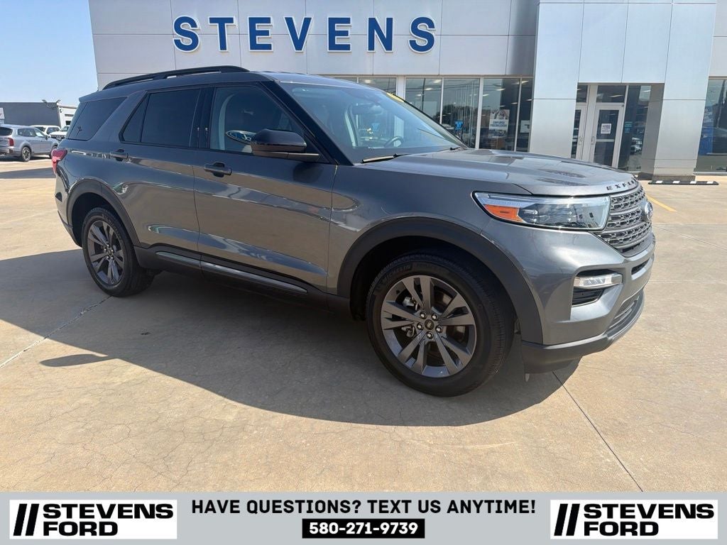2023 Ford Explorer XLT