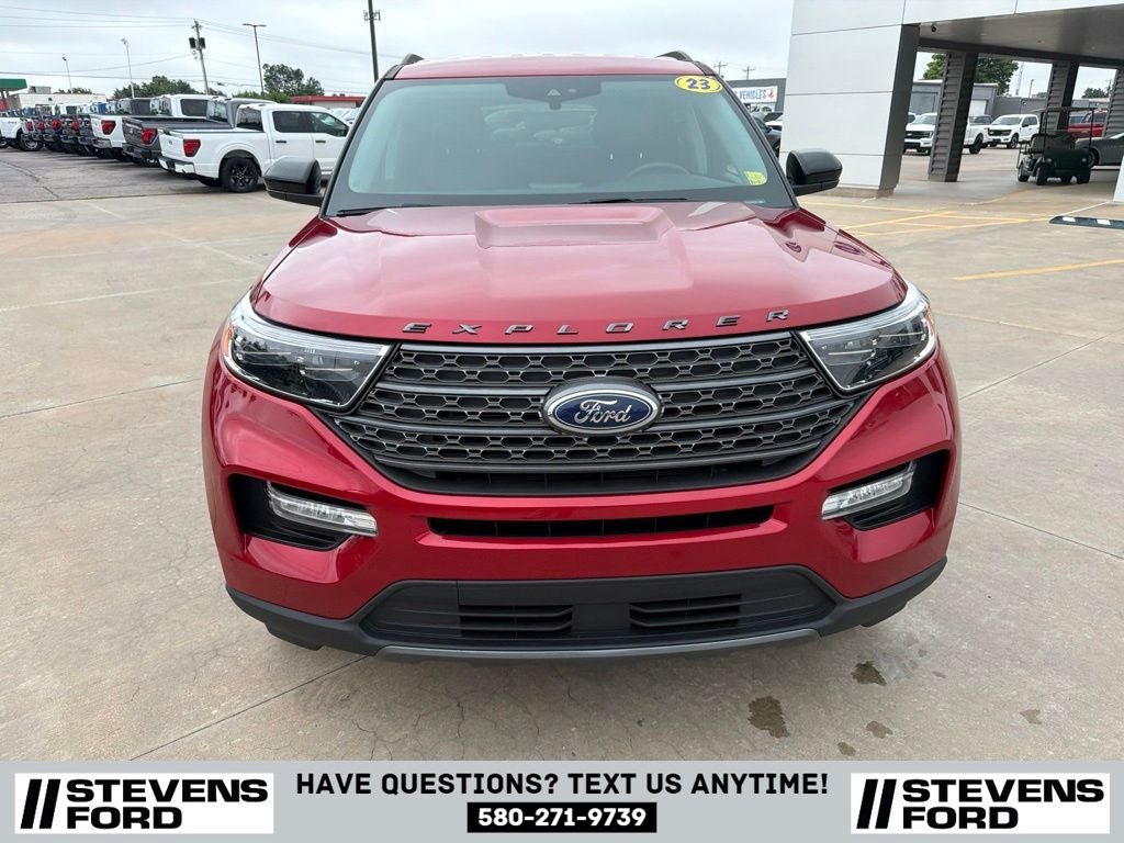 2023 Ford Explorer XLT