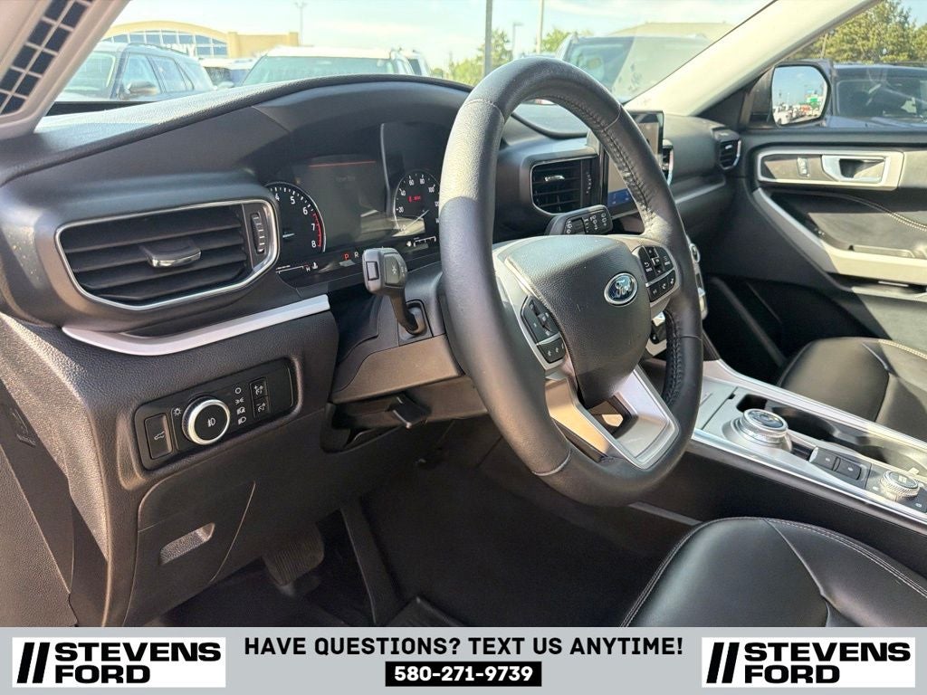 2024 Ford Explorer XLT