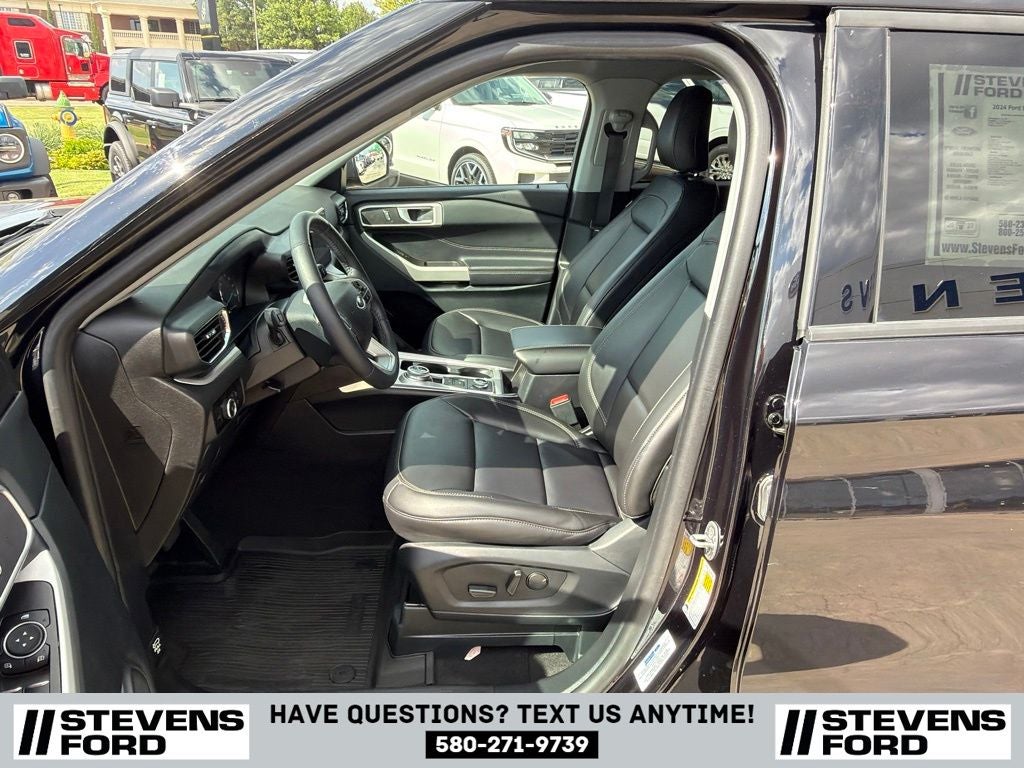 2024 Ford Explorer XLT
