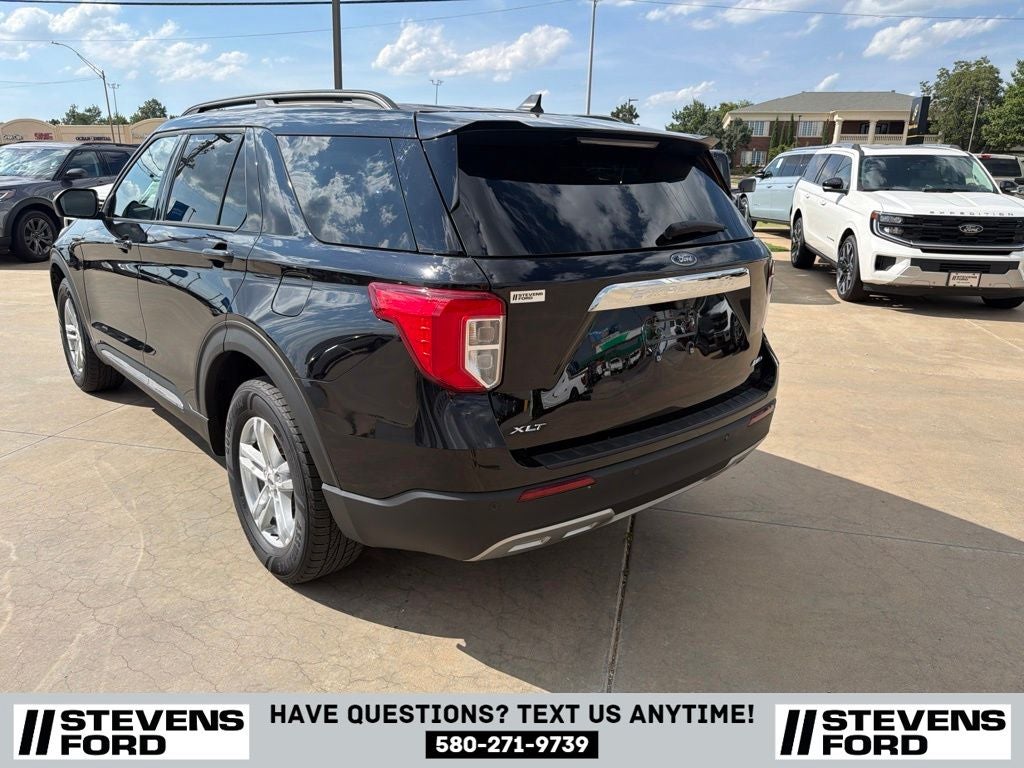 2024 Ford Explorer XLT
