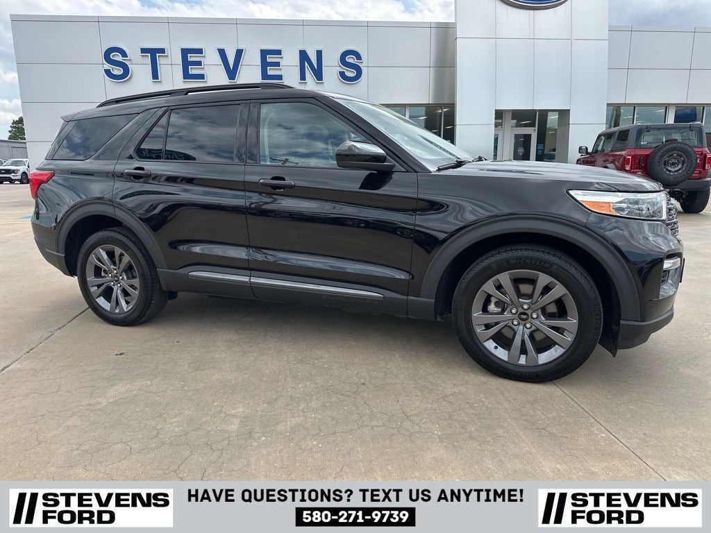 2024 Ford Explorer XLT