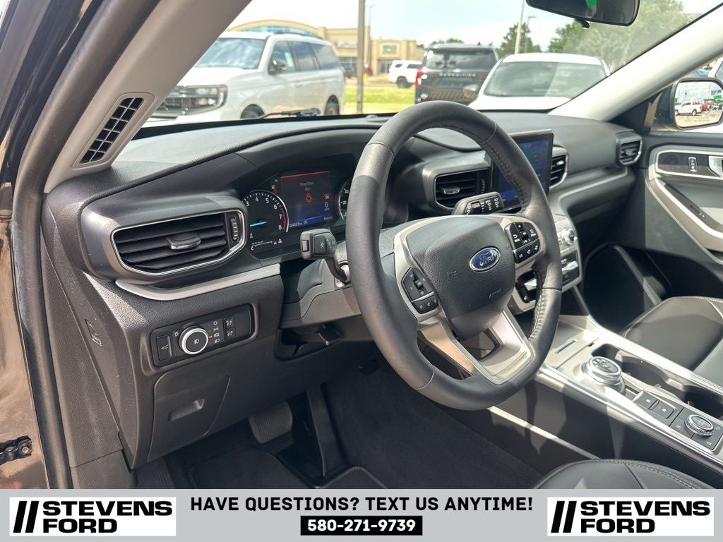 2024 Ford Explorer XLT