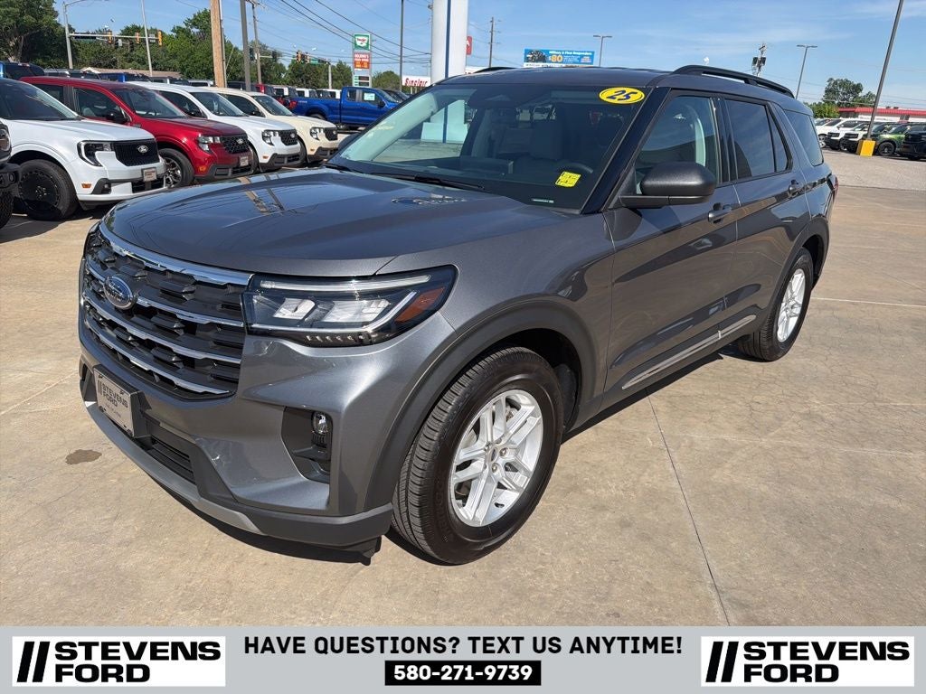 2025 Ford Explorer Active