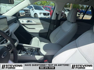 2025 Ford Explorer Active