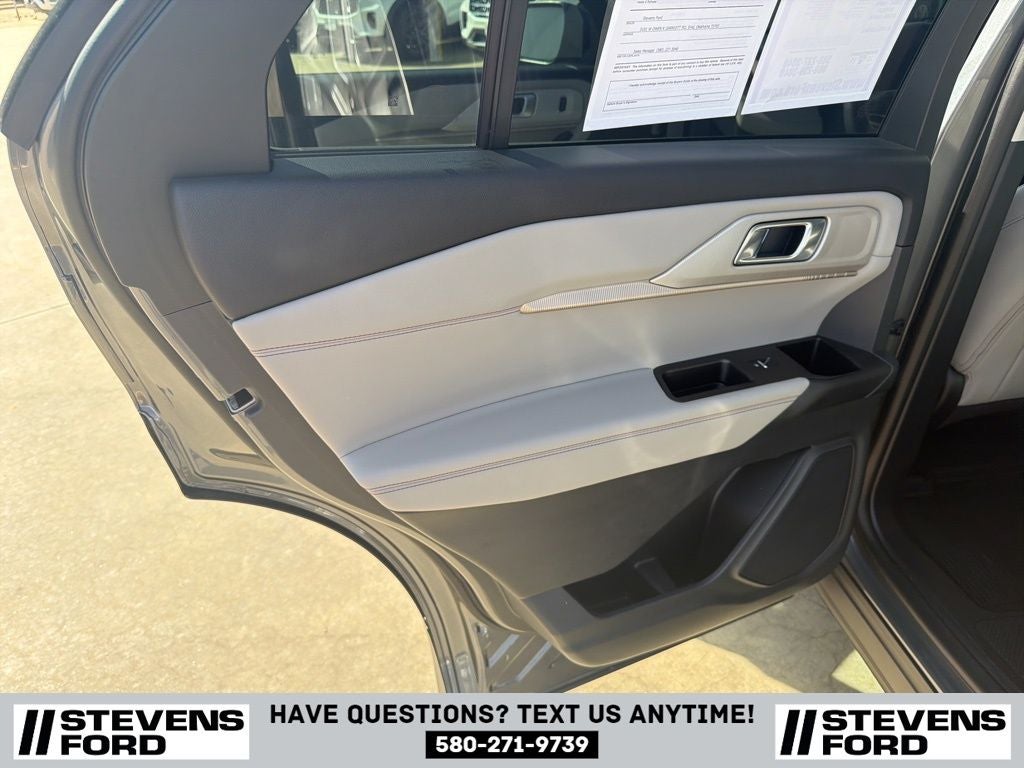 2025 Ford Explorer Active