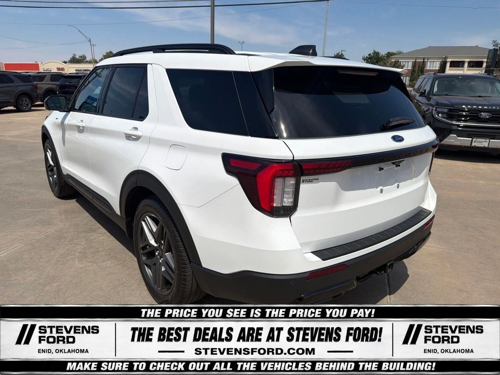 2025 Ford Explorer ST-Line