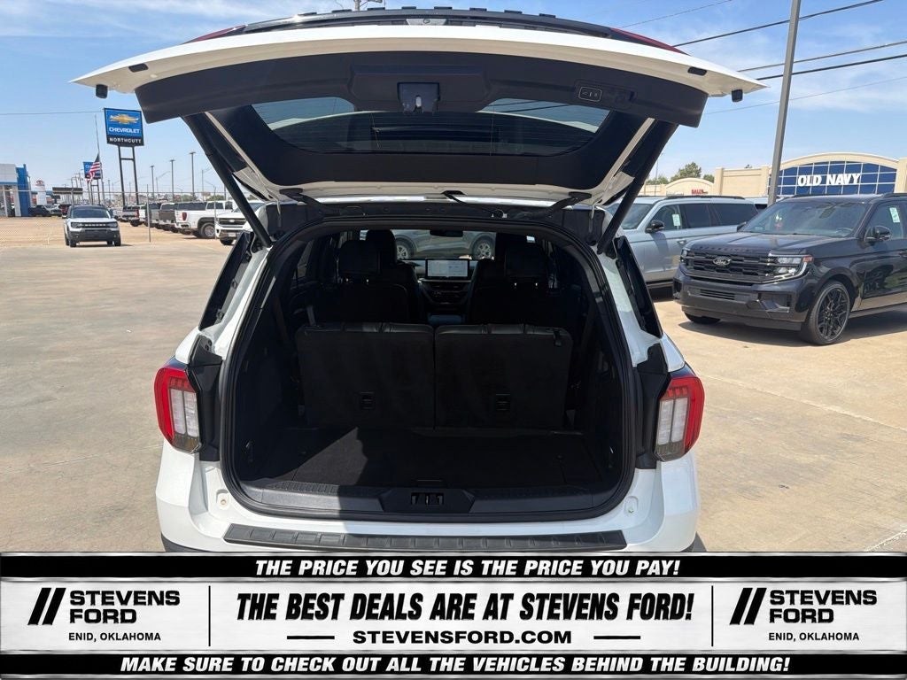 2025 Ford Explorer ST-Line