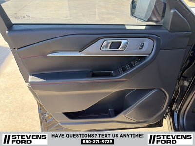 2025 Ford Explorer ST-Line
