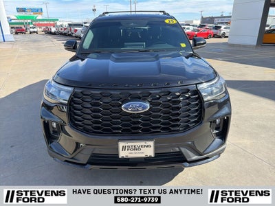 2025 Ford Explorer ST-Line