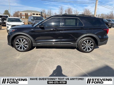 2025 Ford Explorer ST-Line