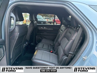 2025 Ford Explorer ST-Line