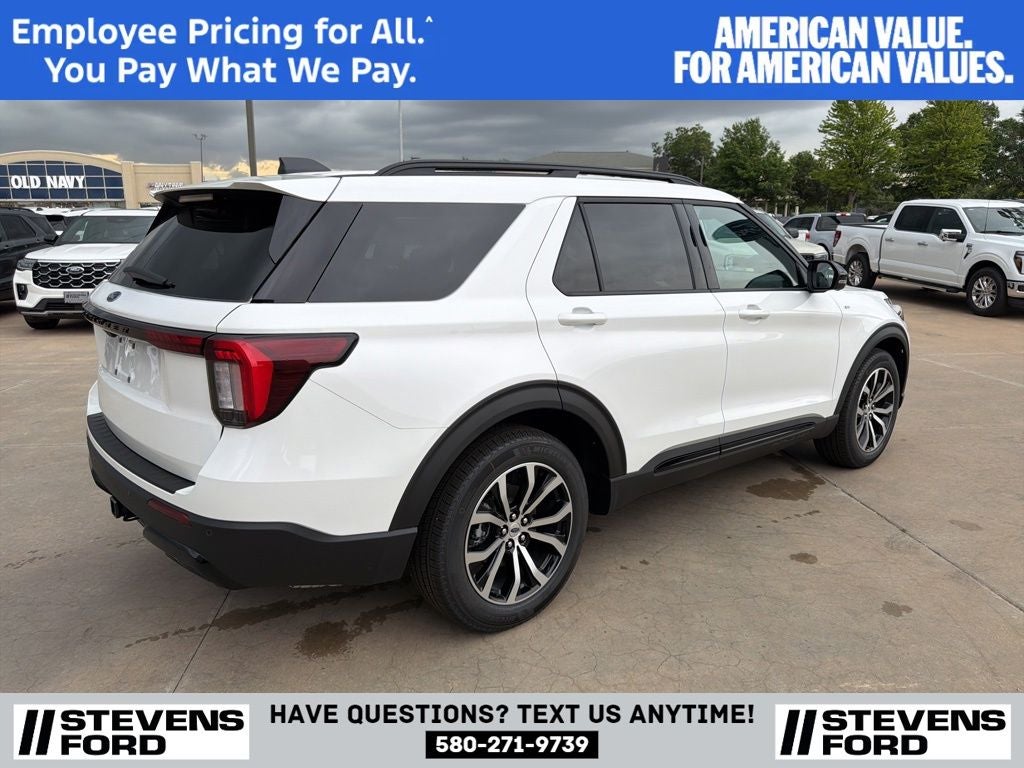 2026 Ford Explorer ST-Line