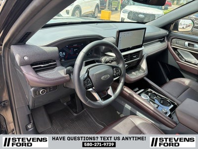 2025 Ford Explorer Platinum